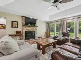 Legacy Family Grand Lake Retreat 5 minutes to Wolf Creek Boat Launch Marina and Expo Center
