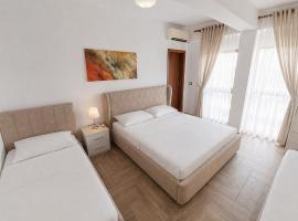 Hotel Villa Megi, hotel sa Golem