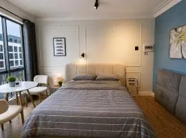 Modern Studio in De Waterkant with Sauna & Cold Plunge