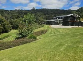 The Black Barn Valley Retreat