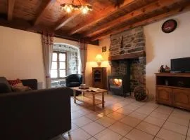 Maison en pierres avec terrain près du Massif du Mézenc, idéale pour un séjour nature en famille - FR-1-582-267