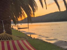 The Riverstay Retreat, hotel v destinaci Wisemans Ferry