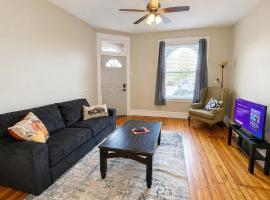 Pet Friendly 1BR St Louis Apartment w Laundry Yard, hotell sihtkohas Saint Louis