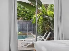 Soul at Sunshine private pool