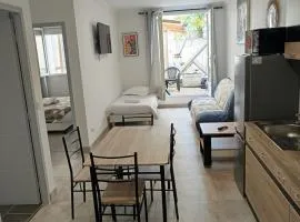 T2 centre Lourdes, proche sanctuaire avec balcon