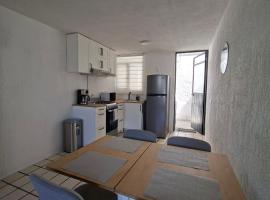 Casa Torremolinos en Coto Privado, hótel í Zapopan