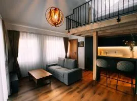 Alpina Three - Charming Apartment Prime Location