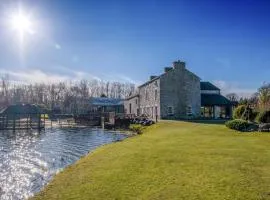 South Lakeland Leisure Village