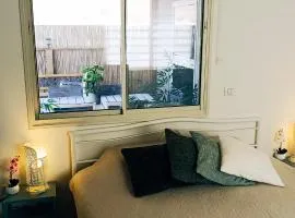 אלת המדברGoddess of the desert