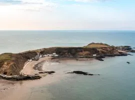 Min Y Traeth By The Beach
