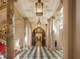 Raffles London at The OWO