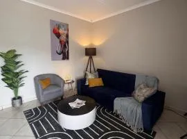 LuxTreat 1BedRm 3sleeper Luxury Manzini Eswatini