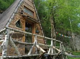 Chalet en Ariège insolite avec vue montagne, calme, nature et ciel étoilé