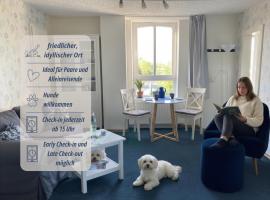 Ferienwohnungen Haus Krabbe zentral & hundefreundlich, ideal für Paare und Alleinreisende, zwischen Bremerhaven und Cuxhaven, hotel i Wremen