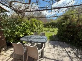 Grand studio cosy avec mezzanine dans le Verdon !