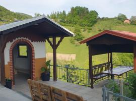 Farrmhouse with Goats and Garden, Hotel in Frankolovo