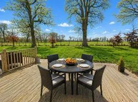 Studio Guesthouse Apartment - 4 mins from airport