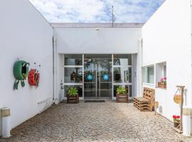 HI Almograve – Pousada de Juventude, hotel in Almograve