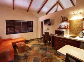 Hartmann Suites Serviced Self-Catering Apartments, hotel Windhoekben