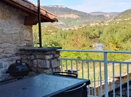 La Lauzet – hotel w mieście Paulhe