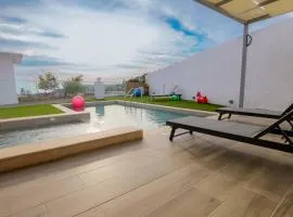 Thea Villa