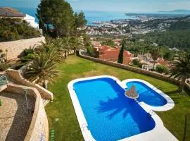 Alcossebre Panorama Suite, Piscina y Terraza con Vistas