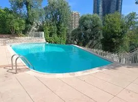 2 p BEAUSOLEIL near MONACO piscine sea view parking