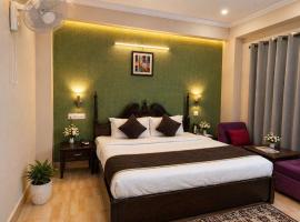 Shimla में, होटल Hotel Aachman Regency with Rooftop Terrace