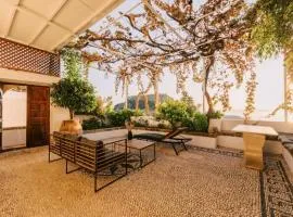 4 Bedroom Villa with Sea View and Acropolis View