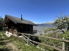 Alpine Nest Chalet, Stunning Mountain Views