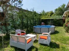"Olive & Bloom" entire vila with Pool & Private Parking