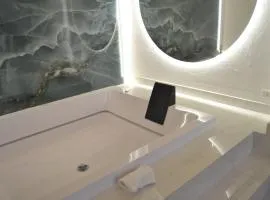 DuOr Suite & Rooms