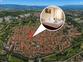 San Michele in Centro Storico a Lucca by TuscanyWeGo