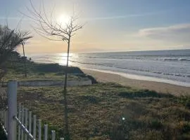 Beach House Doni