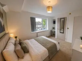 Deluxe Double 3 Suite Comfort, Style & Privacy