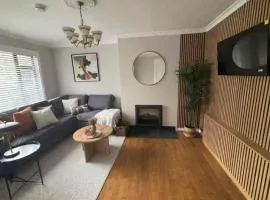 Three Bedroom Home in Killarney Town Centre