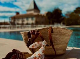 Château du Parc - Gîtes & spas à Pézenas, hotelli kohteessa Pézenas