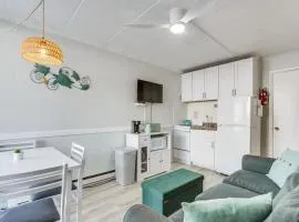 Beachfront Wildwood Crest Condo w/ Pool Access!