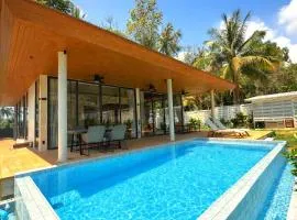 Suave Villa 3BR Forest Retreat KPN
