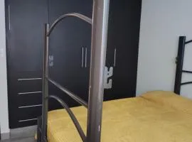 Rincon en la sierra Cuarto privado a unos minutos del centro