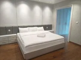 Vasaka Reiz Condo City Center