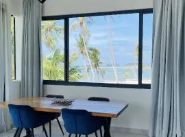 The White House Beachfront Apartments