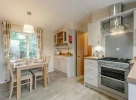 Bingo's Cabin - Norfolk Cottage Agency