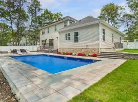 Greenway Court by Rove Travel - Home with Heated Pool