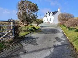 2 Bed House - Sleeps 6 - Family Friendly - Pets