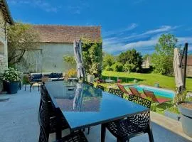 Maison ancienne moderne et design - 6 chambres 6 sdb - avec piscine et grand parc