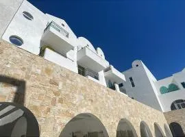 MiLen BGX by Santorini Residence