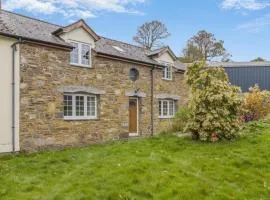 3 Bed in Llanidloes oc-c38237