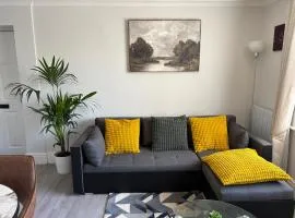 Cosy & Exclusive 1bd Crumpsall Flat, Sleeps 4