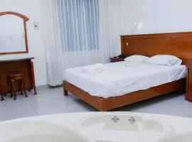 Zentra San José Hotel & Cowork